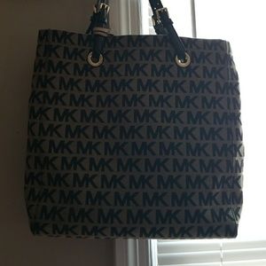 MK purse and wallet
